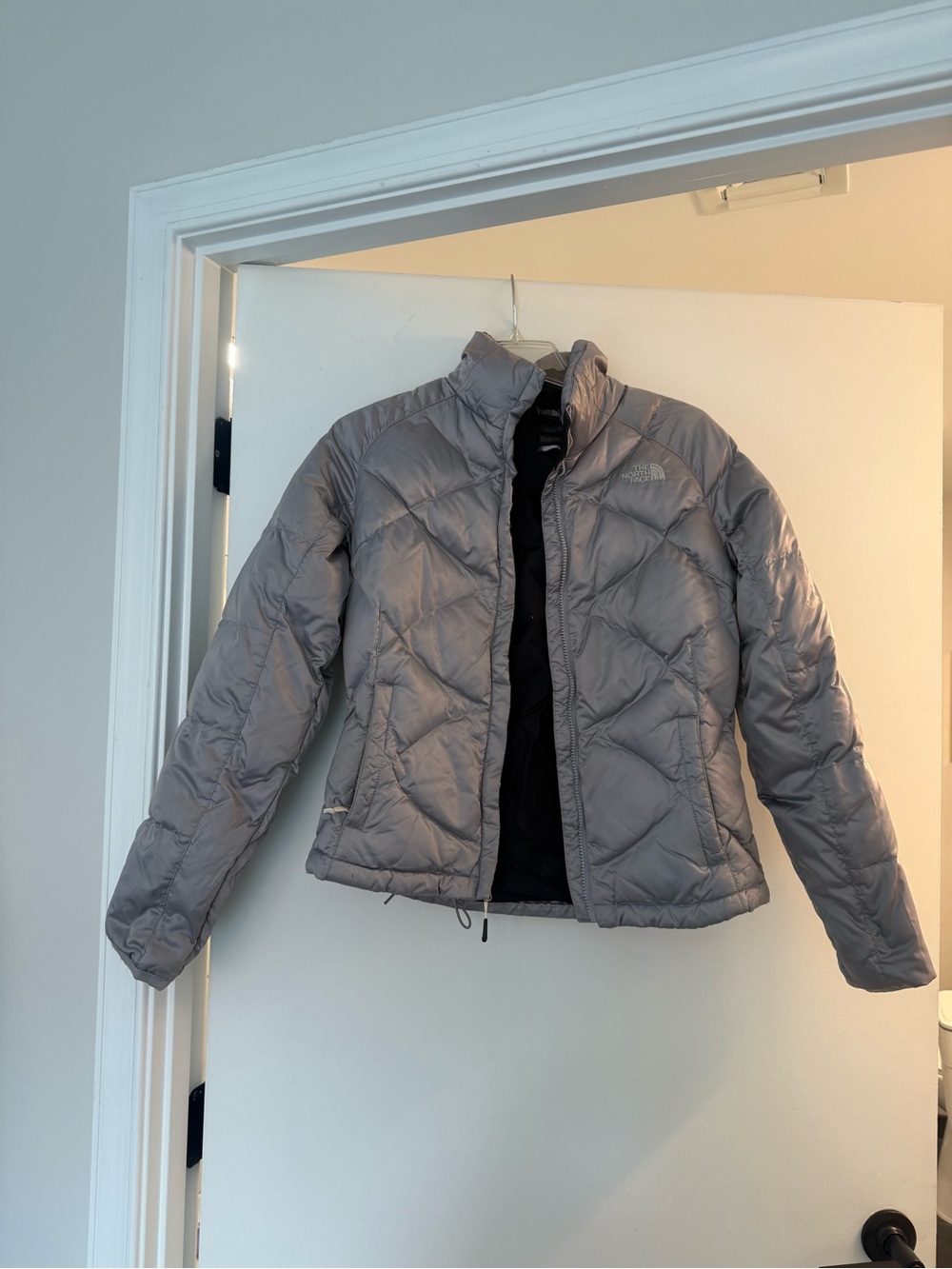 The North Face Women's Light Gray Quilted Puffer Jacket